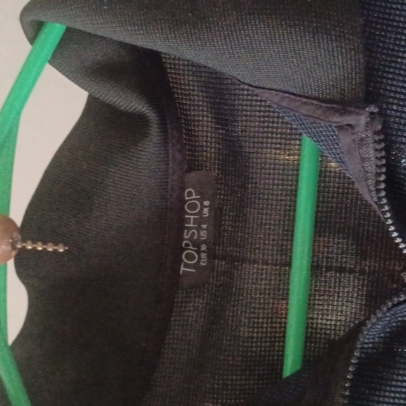 😀3/$12 Top Shop crop Top - Picture 7 of 7